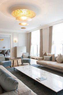 Interieur in Weiß und Beige