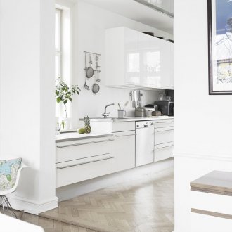 Glänzend weißes Interieur