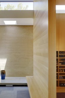 Interior Jepun dengan perabot terbina dalam