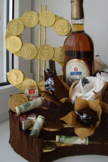 Подаръци за 23 февруари направете сами колеги