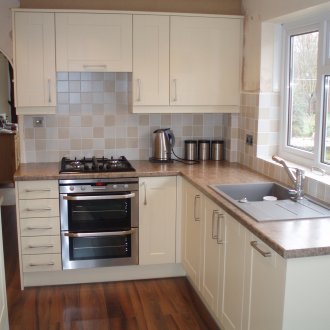 Мивка за прозорци в малка кухня