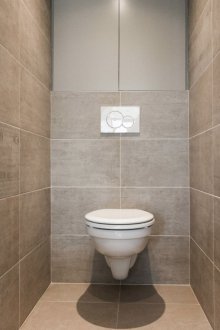 Stone toilet tile