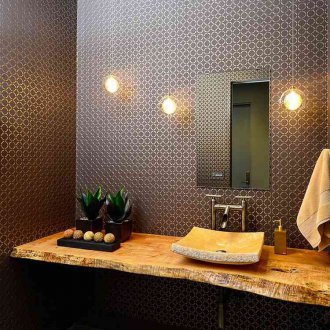 Kertas dinding tandas metalik