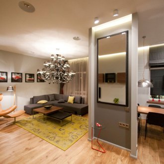 Studio pangsapuri 40 meter persegi dengan candelier