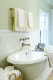 Ремонт на тоалетна с панели в къща