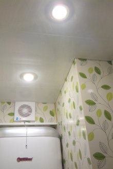 Ремонт на тоалетна с панели със снимка