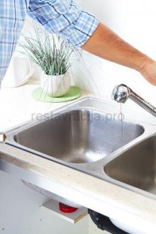 Menggantikan sink