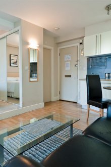 Khrushchev satu bilik di kawasan pedalaman