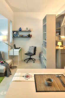 Khrushchev satu bilik dengan pejabat