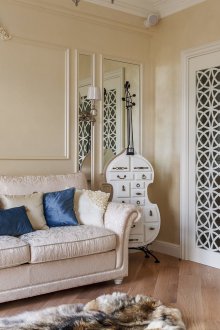 Интериорна преграда черна в класическия стил