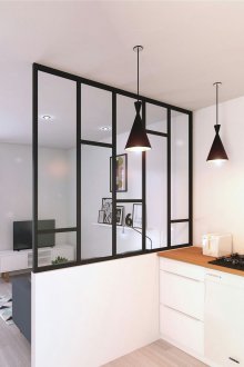 Интериорна преграда между кухнята и хола