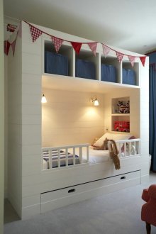 Nautical-style children's layout