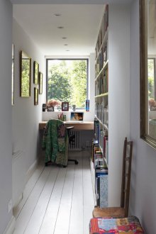 The layout of the children's room is narrow