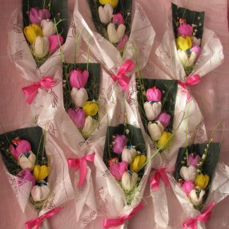 Hadiah untuk 8 Mac buat-it-yourself gula-gula gula-gula