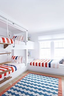 Детска стая в морски стил с килим