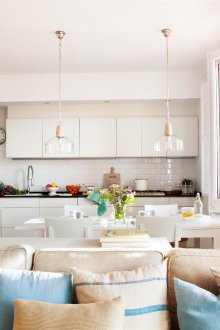 Дизайн на хол за бяла кухня