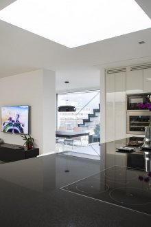 Дизайн на кухненски остров за хол