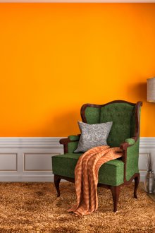 Оранжев интериор