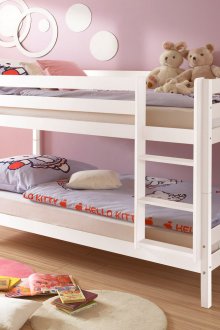 Kindergarten für zwei Kinder von einem Baum