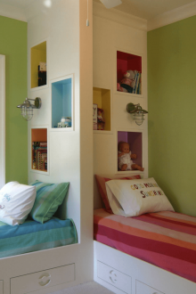 Kindergarten für zwei Kinder mit einer Nische