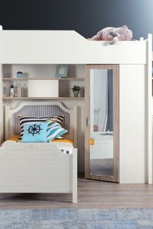 Kinderzimmer für zwei Kinder mit Panoramafenster