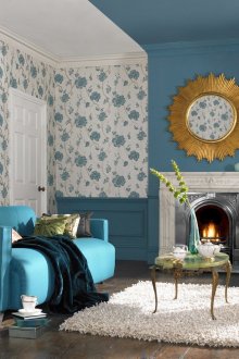 Комбинацията от светъл и син тапет