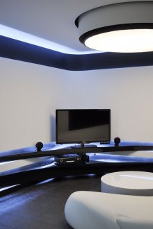 Pangsapuri studio berteknologi tinggi