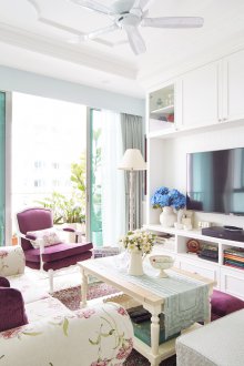 Pangsapuri studio gaya provence dengan lounge