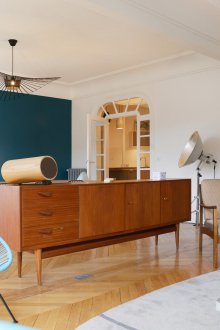 Pangsapuri studio dalam gaya retro