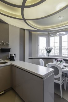 Gabungan dapur dan balkoni