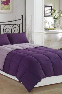 Лилавото спално бельо ще бъде чудесен акцент в интериора.