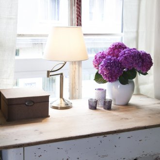 Декорация на прозорци с цветя