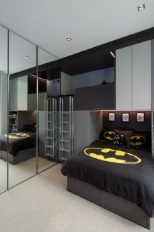 Огледален шкаф в детска стая