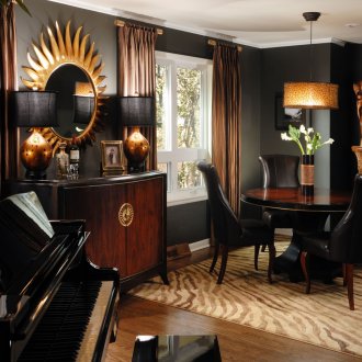 Черен и златист африкански интериор на всекидневната