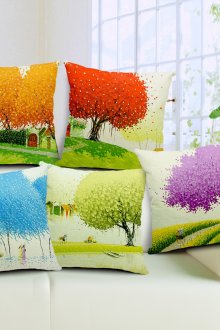 Многоцветни ярки декоративни възглавници с дървета
