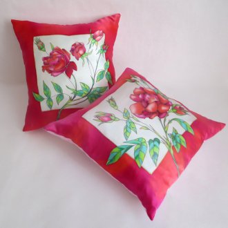 Декоративни възглавници с рози