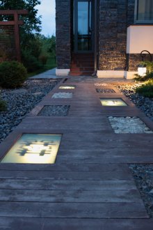 Вградени светлини и следи