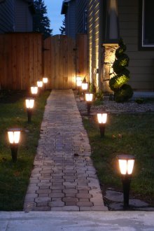 Ниски светлини за осветление на пистата