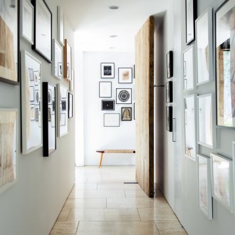 Паркет в коридора на къщата