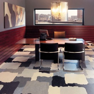 Графичен линолеум в офиса