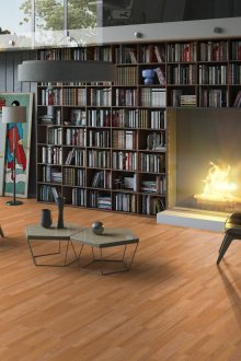 Линолеум в хола с камина