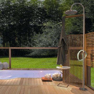 Сини плочки под душа