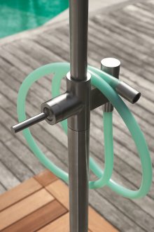 Душ с маркуч