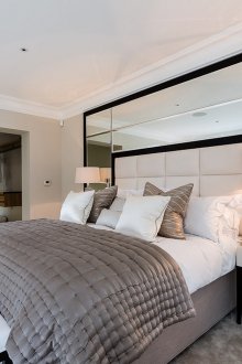 Огледални PVC панели в спалнята