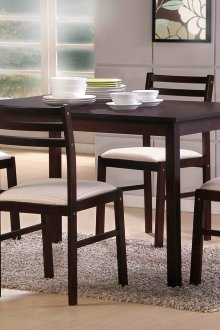 Кремообразни черни трапезарни столове