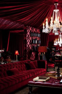 Луксозна бордова дневна-трапезария