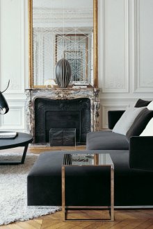 Корнизи в черно-бял интериор