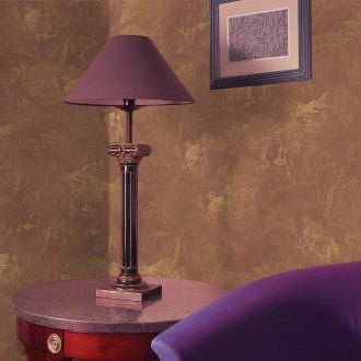 Златна мазилка в интериора на хола