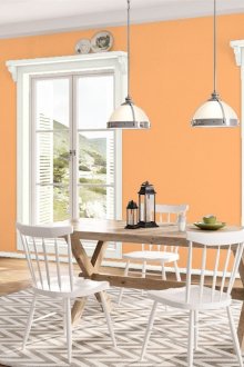 Прасковени стени в трапезарията