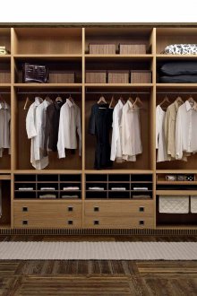 Вариант на организация на вградения шкаф